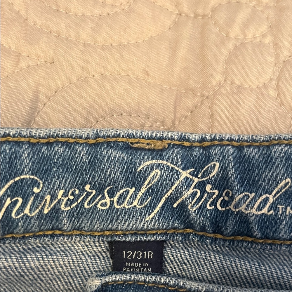 Universal Thread Highest Ruse Medium Blue Distres… - image 3